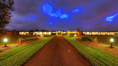 Atherton Motel - Holiday Byron Bay 1