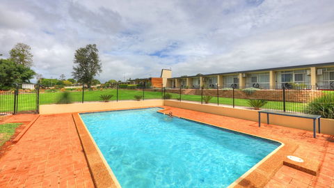 Atherton Motel - Holiday Byron Bay 5