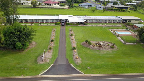 Atherton Motel - Holiday Byron Bay 3