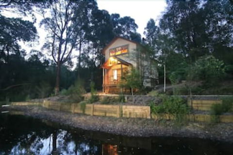 Eagle Hammer Cottages - Holiday Byron Bay 0