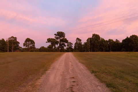 Hunter Hideaway Cottages - Holiday Byron Bay 6