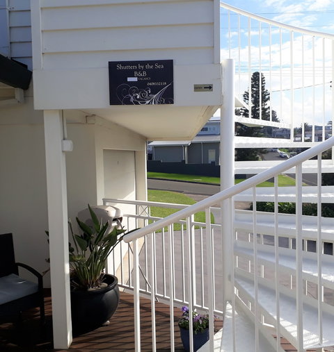 Shutters By The Sea - Holiday Byron Bay 0