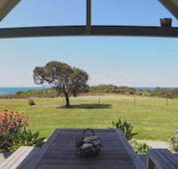 Bear Gully Coastal Cottages