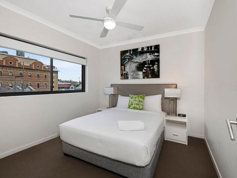 Atrio Apartments - Holiday Byron Bay 5