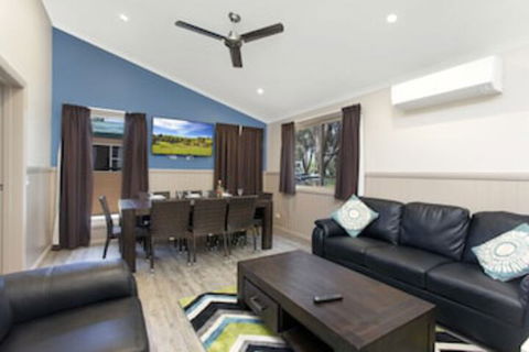 Armidale Tourist Park - Holiday Byron Bay 0