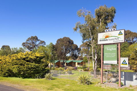 Armidale Tourist Park - Holiday Byron Bay 1