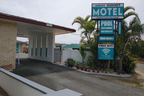 Aspley Sunset Motel - Holiday Byron Bay 3