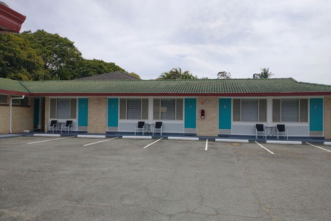 Aspley Sunset Motel - Holiday Byron Bay 1