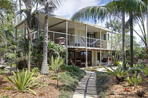 A Perfect Stay - Jimmy's Beach House - Holiday Byron Bay 0