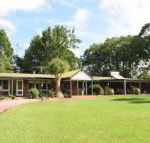 McCarthy Lake House - Holiday Byron Bay