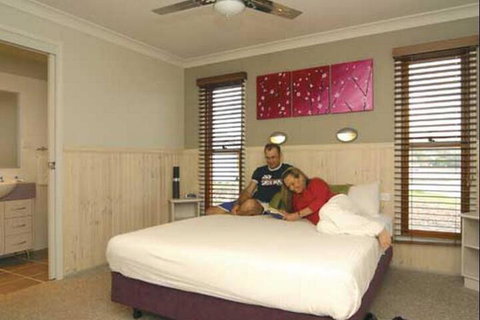 Kiama Harbour Cabins - Holiday Byron Bay 2