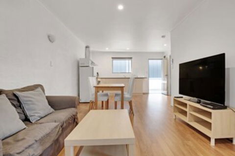 Adelaide Holiday Homes - Holiday Byron Bay 0