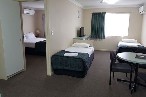 Earls Court Motor Inn - Holiday Byron Bay 6