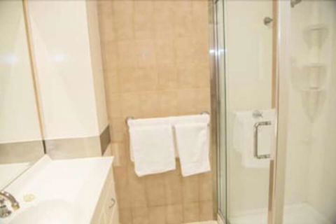 Garden City Motor Inn Mt Gravatt - Holiday Byron Bay 4