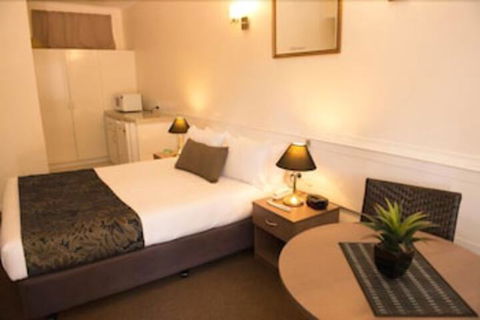 Garden City Motor Inn Mt Gravatt - Holiday Byron Bay 0