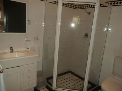 Hahndorf Motel - Holiday Byron Bay 5