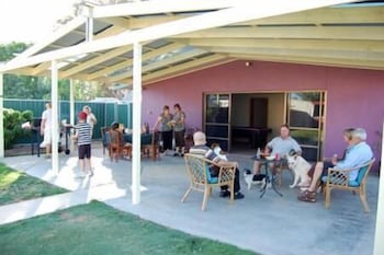 Aarinda Holiday Apartments - Holiday Byron Bay 5