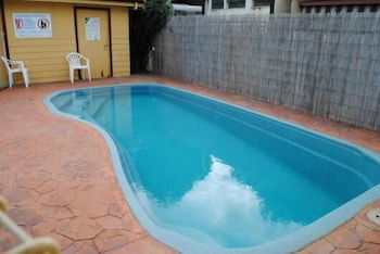 Anchorage Holiday Units - Holiday Byron Bay 0