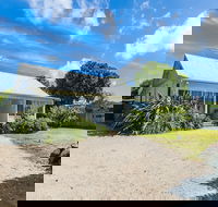 Beachfront Cottages Torquay - Holiday Byron Bay