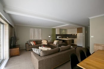 Altitude Apartments - Holiday Byron Bay 0
