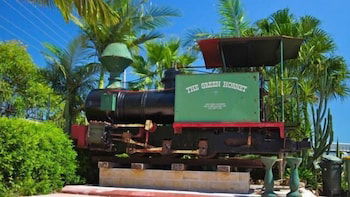 A Railway Lodge - Holiday Byron Bay 1