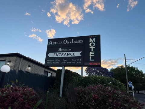 Asters On James Motor Inn - Holiday Byron Bay 2