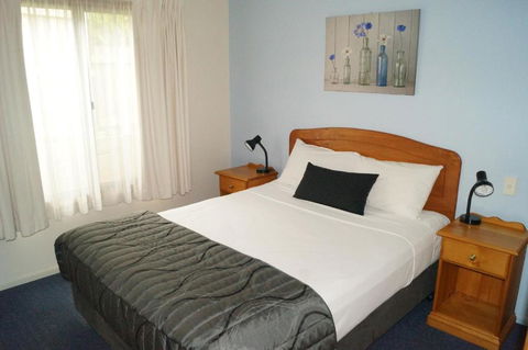 Asters On James Motor Inn - Holiday Byron Bay 1