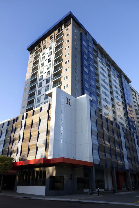 H On Mitchell Apartment Hotel - Holiday Byron Bay 0