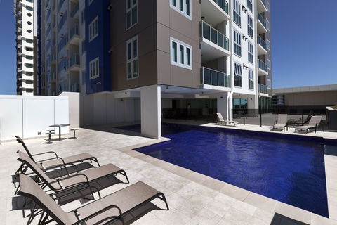 H On Mitchell Apartment Hotel - Holiday Byron Bay 1