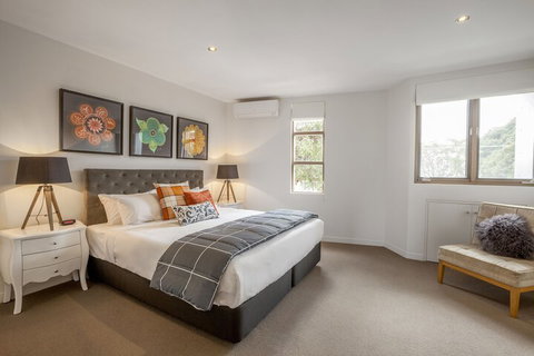 BOUTIQUE STAYS - Somerset Terrace - Holiday Byron Bay 7