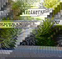 Warrina Motor Inn - Holiday Byron Bay