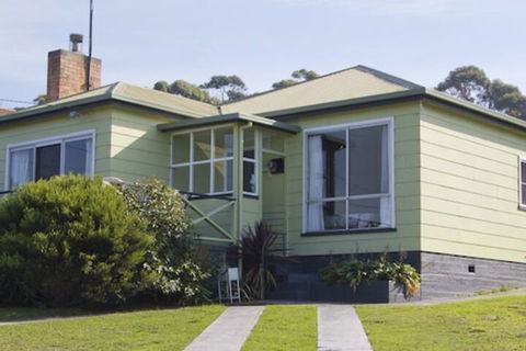 Lady Barron Holiday Home - Holiday Byron Bay 3