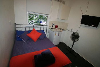 Zing Backpackers - Holiday Byron Bay 1