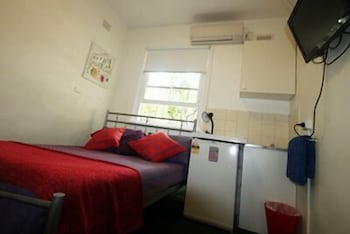 Zing Backpackers - Holiday Byron Bay 6