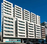 Student Village Melbourne - Holiday Byron Bay