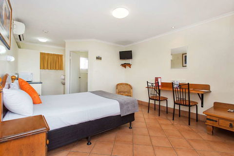 Glenmore Tavern - Holiday Byron Bay 6