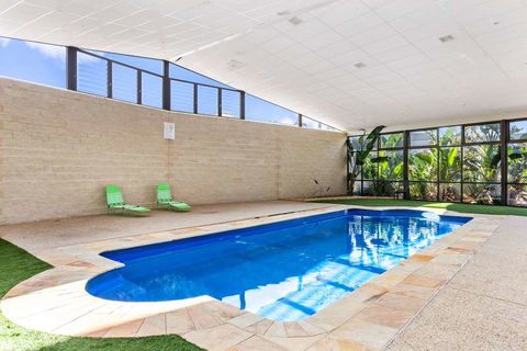 Quality Suites Point Cook Seasons 5 - Holiday Byron Bay 11