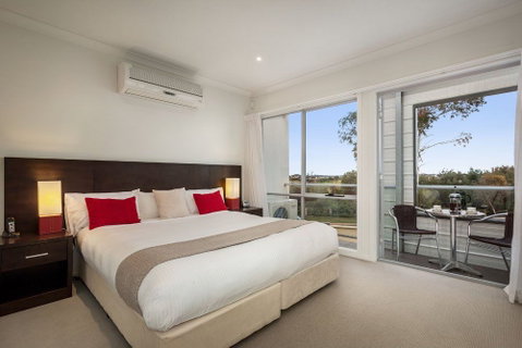 Quest Sanctuary Lakes - Holiday Byron Bay 1