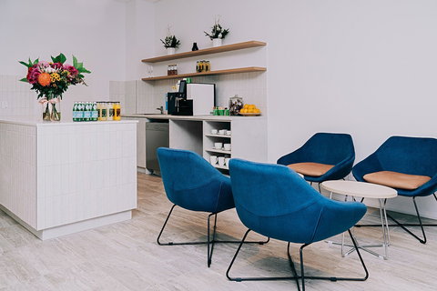 Tom's Court Hotel - Holiday Byron Bay 12