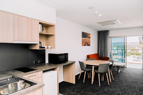 Tom's Court Hotel - Holiday Byron Bay 14