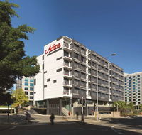 Adina Apartment Hotel Sydney Airport - Holiday Byron Bay