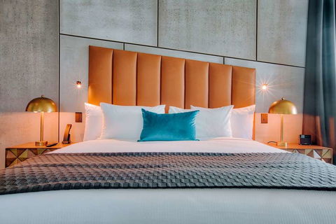 Eatons Hill Hotel - Holiday Byron Bay 13