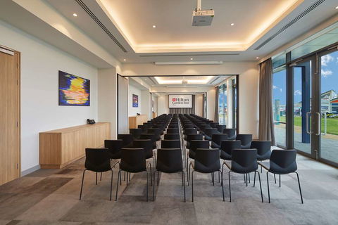 Hilton Garden Inn Albany - Holiday Byron Bay 13