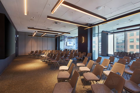 Holiday Inn Express Melbourne Southbank - Holiday Byron Bay 9