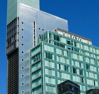 Meriton Suites World Tower - Holiday Byron Bay