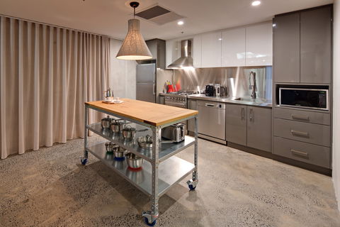 Zara Tower Serviced Apartments - Holiday Byron Bay 9
