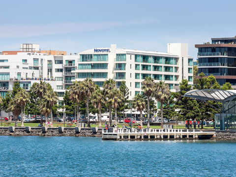 Novotel Geelong - Holiday Byron Bay 0