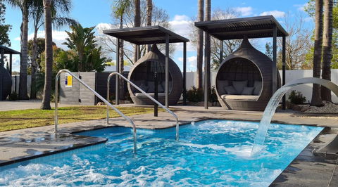 Federation Motor Inn - Holiday Byron Bay 2