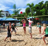 Nomads Cairns Backpackers Resort - Holiday Byron Bay