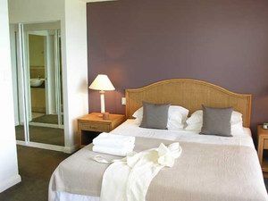 Sea Change Beachfront Apartments - Holiday Byron Bay 1